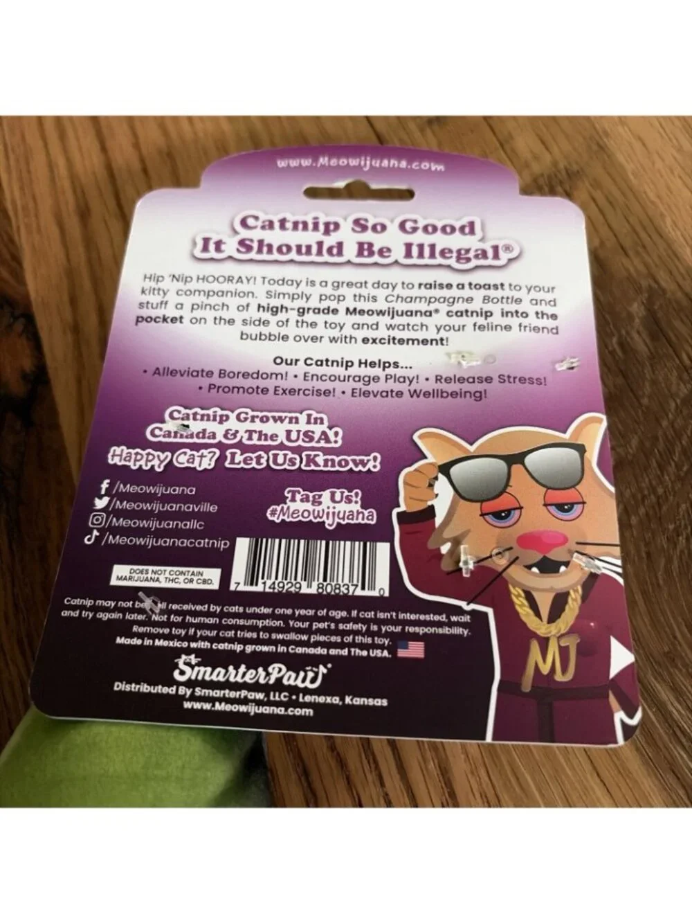 Meowijuana Get Toasted Cat Toy Premium Catnip Refillable New